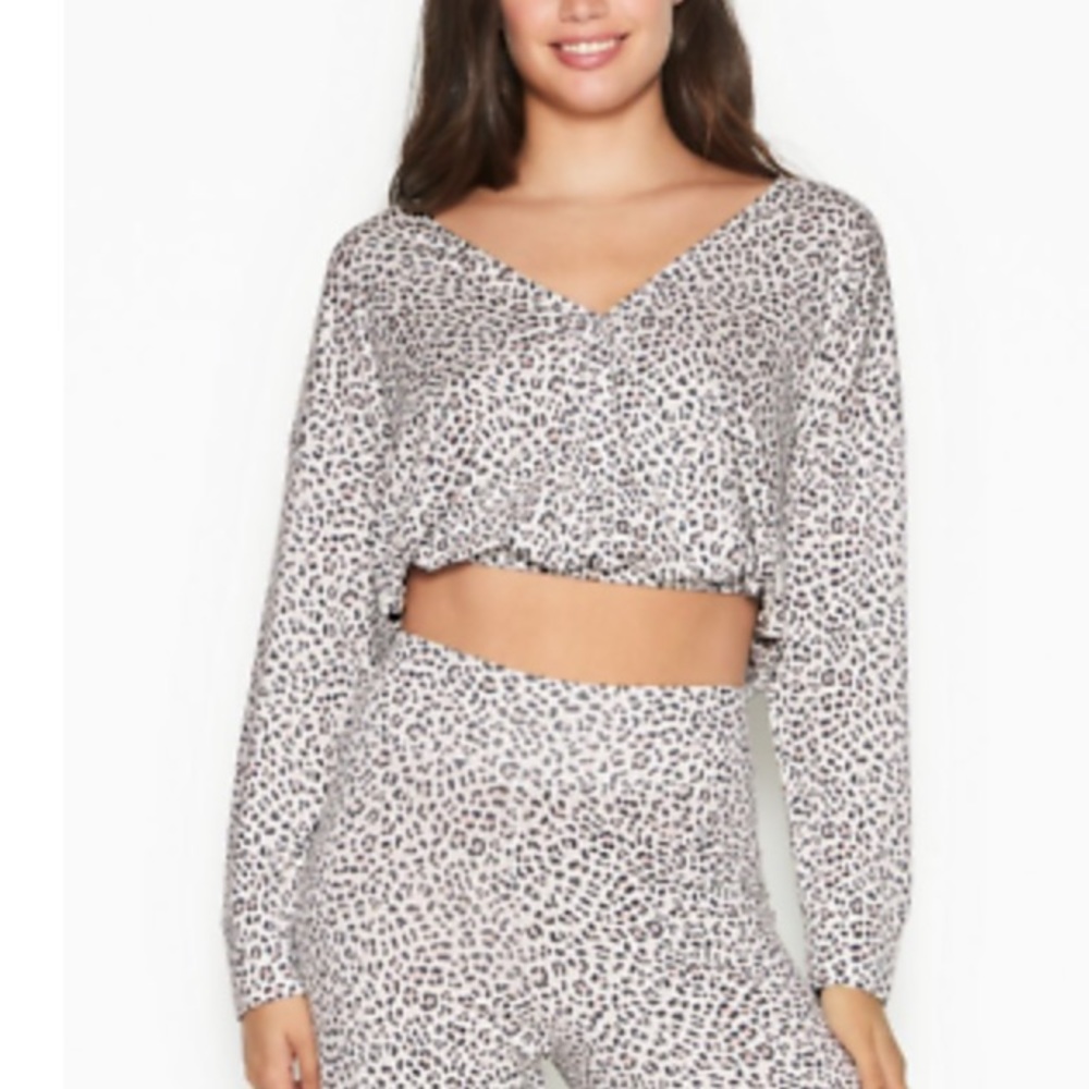 Heavenly by Victoria Secret Modal Bubble Pink Leapord Top Size XS
